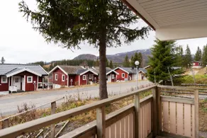 3BR Flat with Private Sauna and Parking - Image 5