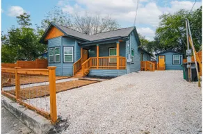 Exceptional 5BR So Close to Riverwalk and Downtown - Image 3