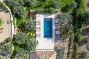 Haussmann-style house with spectacular view of Luberon, 349 m2 - Image 2