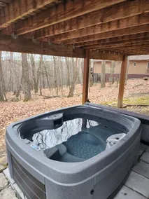Pet/Family Friendly, Hot Tub, Fireplace, Game Room - Image 3