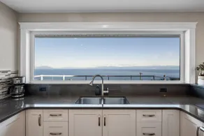 Oceanview Paradise in Great Location! - Image 3