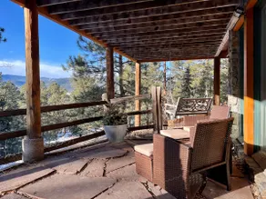 Private Guest Suite with Sauna & Hot Tub - Image 3