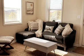 Cozy Boho Apartment. Less than a mile from WVTech - Image 4