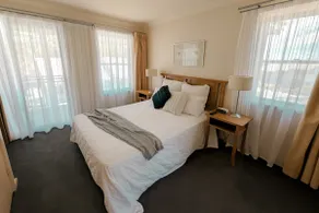 Resort Living @ Cams Wharf - Image 2