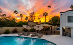 Elegant Vacation Dream Home w/Backyard Paradise! - Image 2