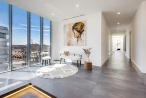 Luxury penthouse above the roofs of Nuremberg - Image 2