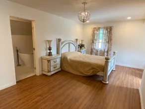 Amazing, Spacious & Cozy | 5BR, 4BA in Quiet Area - Image 3