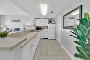 Beachfront Luxury Paradise - Majestic 608 - Image 3