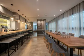 Liberdade Neighborhood - Beautiful Studio 200m from the subway - Image 4