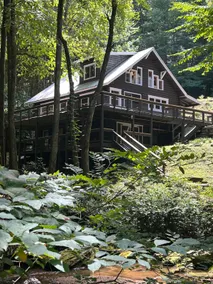 Highlands Creekside Cottage - Image 2
