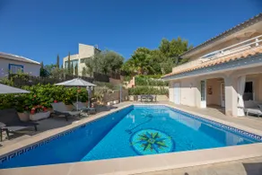 House with pool in Port Soller - Image 3