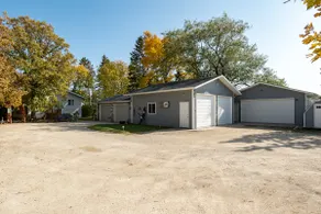 Creek House - Image 2
