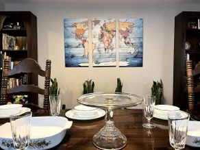 4BR Shoreline Getaway: Ideal for Families & Groups - Image 4