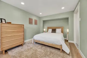 Westlake Nest | Mins to DT! | Quiet work from home - Image 3