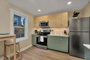 Westlake Nest | Mins to DT! | Quiet work from home - Image 5
