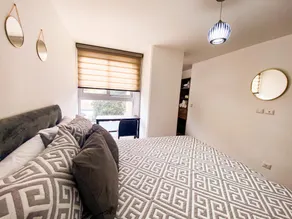 A cozy and central apartment in zone 14 - Image 3