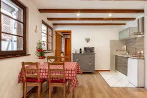 Travel Homes - Tanneur 7, just next to Little Venice - Image 2