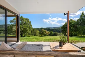 Romantic Byron Bay hinterland Retreat- luxuries - Image 2