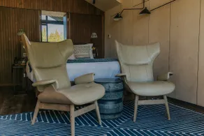 Deluxe Detached Cabin at Newton Hall - Image 3