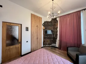 Gyumri Square Apartment - Image 4