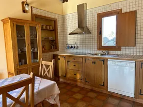 Ochre Rural House - Image 5