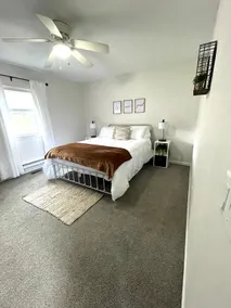Woodside Getaway - Image 4