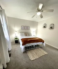 Woodside Getaway - Image 5