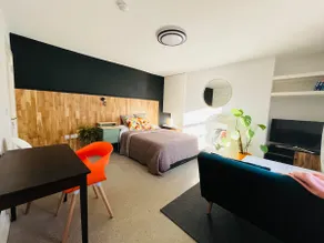 City Studio with double bed and underfloor heating - Image 3