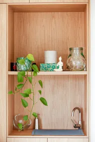Studio Retreat: close to shops, transport, beaches - Image 3