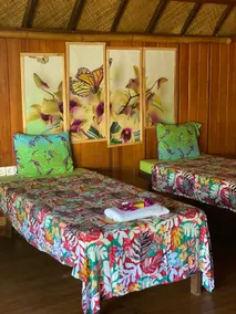 Tevinitahi Air-Conditioned Bungalow - Image 2