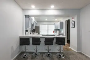 Charming 4-bedroom Townhouse  25 min from Denver - Image 2