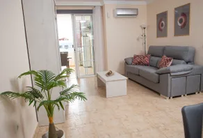 ISA apartment, with terrace and climate control - Image 2