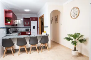 ISA apartment, with terrace and climate control - Image 5