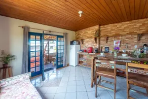 Charming Suite with Balcony – 600 m to the Beach + 600 Mbps Wi-Fi - Image 5