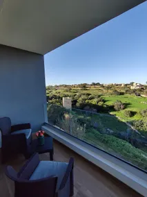 Luxurious 2 bedroom apartment with country view - Image 2