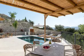 Massari Hills Luxury Living - Villa Pentagon - Image 4