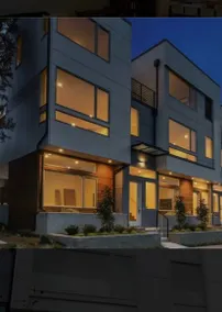 3BR Lux Townhome | Near Hospitals | Rooftop Deck! - Image 2