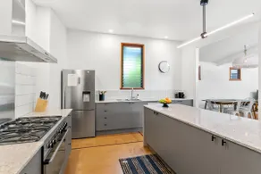 Byron Bay Beach house,  pool, short walk to town and beaches.  Pet Friendly - Image 3