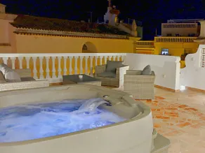 Picasso Beautiful apartment with Jacuzzi - Image 2