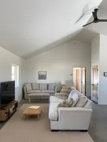 Peaceful Ski Retreat w/ Hot Tub - Image 2