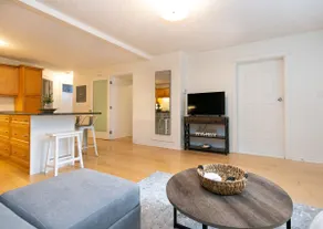 The Royal Bay Getaway - Image 4