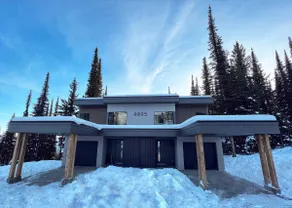 Unrivalled Deluxe Ridge location Duplex with Amazing Views and good ski in/out - Image 2