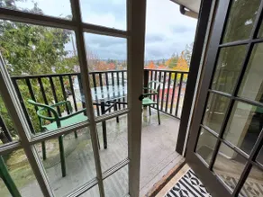Bright Montlake Apt. • UW Arboretum • View • A/C - Image 5