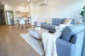 ViQi apartment with Netflix / prime amazon 75” Tv - Image 4