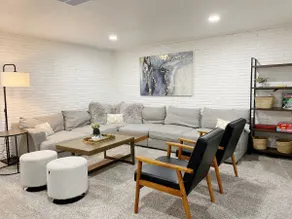 Beautiful Large Group Retreat w/Private Pool - Image 4