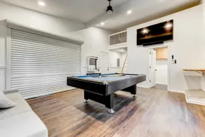 Family Home Packed With Fun! Walk to Beach access! - Image 5
