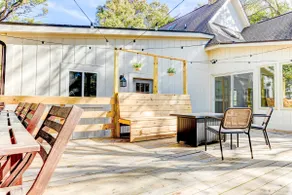 Family Home Packed With Fun! Walk to Beach access! - Image 3