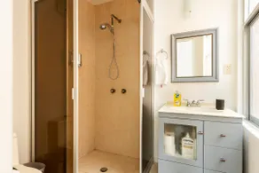 Cozy Flat in Coyoacan center (2BR & Kitchen) - Image 4