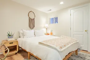 Stay Cozy in CoHi DC - Image 3