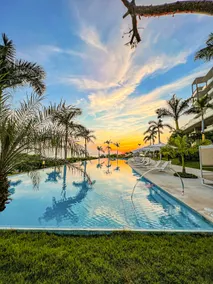 Spectacular Ocean front 5BR condo in Bolongo - Image 2
